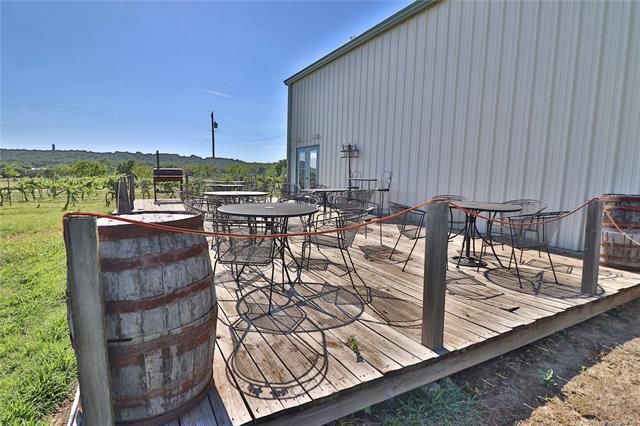 7374 W 51st St, Tulsa, OK 74107
